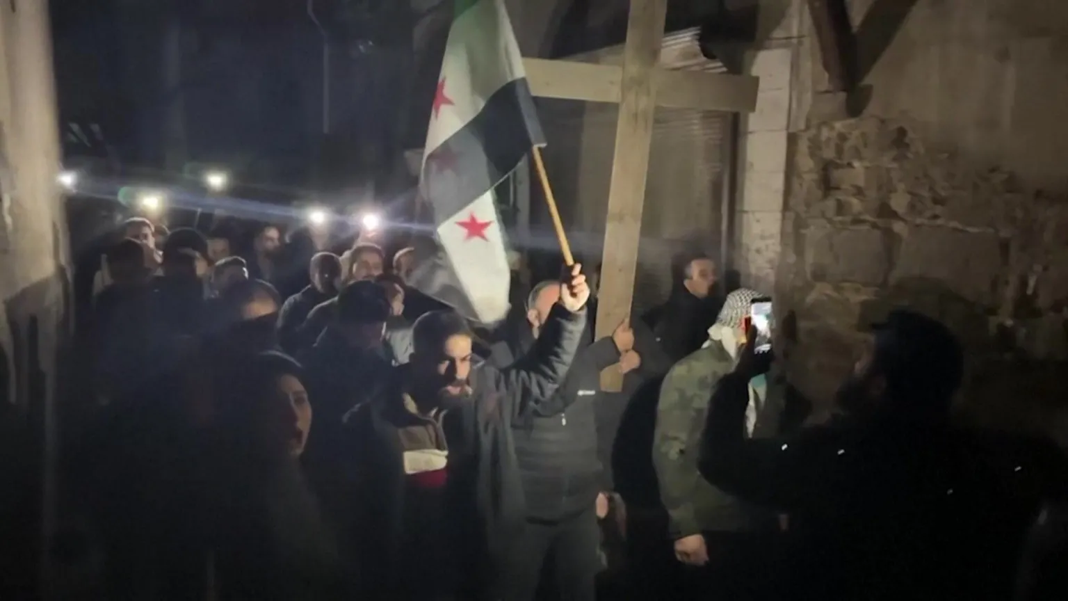 Protests erupt in Syria over Christmas tree burning