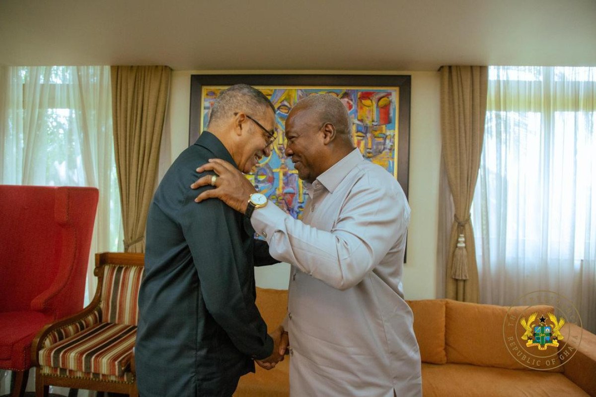 São Tomé President pays a courtesy call on President Mahama - PICTURES 