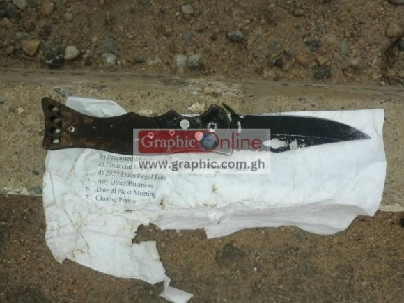 Chaos at Lower McCarthy Hill, Policeman stabbed by suspect after missing targeted shot